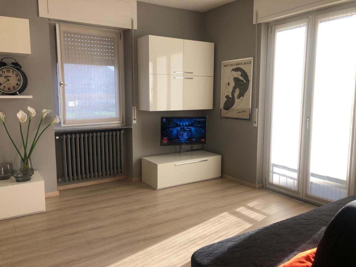 "La Bella Della Cappuccina" Casa Con Parcheggio Interno Gratuito Daire Domodossola Dış mekan fotoğraf