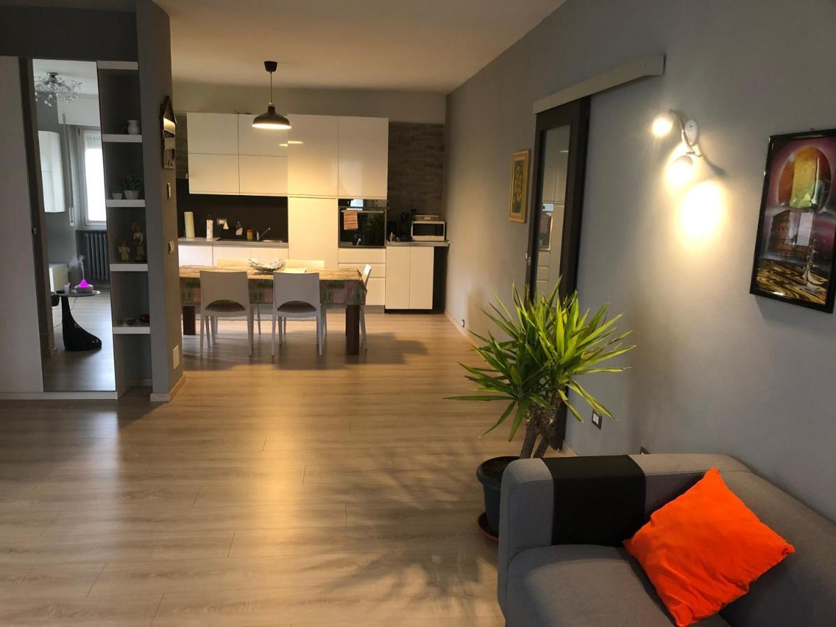 "La Bella Della Cappuccina" Casa Con Parcheggio Interno Gratuito Daire Domodossola Dış mekan fotoğraf