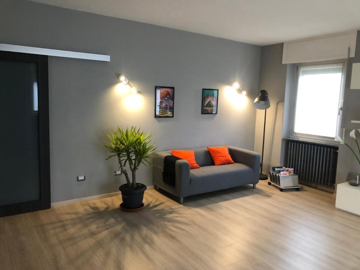 "La Bella Della Cappuccina" Casa Con Parcheggio Interno Gratuito Daire Domodossola Dış mekan fotoğraf