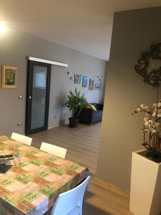 "La Bella Della Cappuccina" Casa Con Parcheggio Interno Gratuito Daire Domodossola Dış mekan fotoğraf